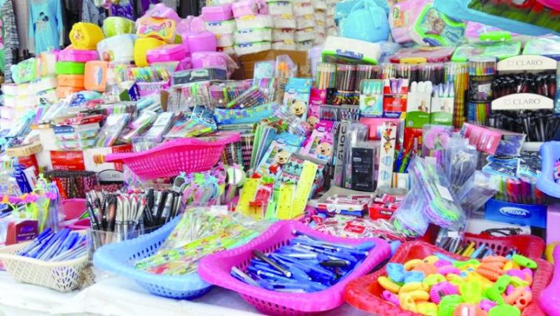 الغرف التجارية: معارض لبيع مستلزمات المدارس بتخفيضات تصل إلى 35%| فيديو
