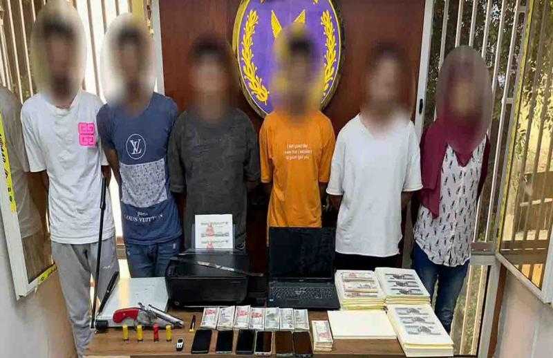 ضبط تشكيل عصابي لتزييف العملات المحلية وترويجها