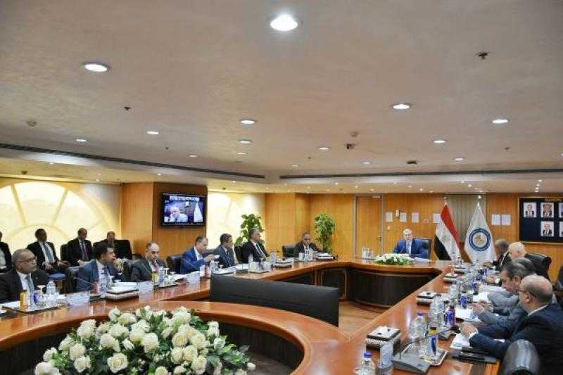 البترول: إنتاج 11.2 مليون برميل زيت خام من حقول جنوب القابضة خلال 2023-2024
