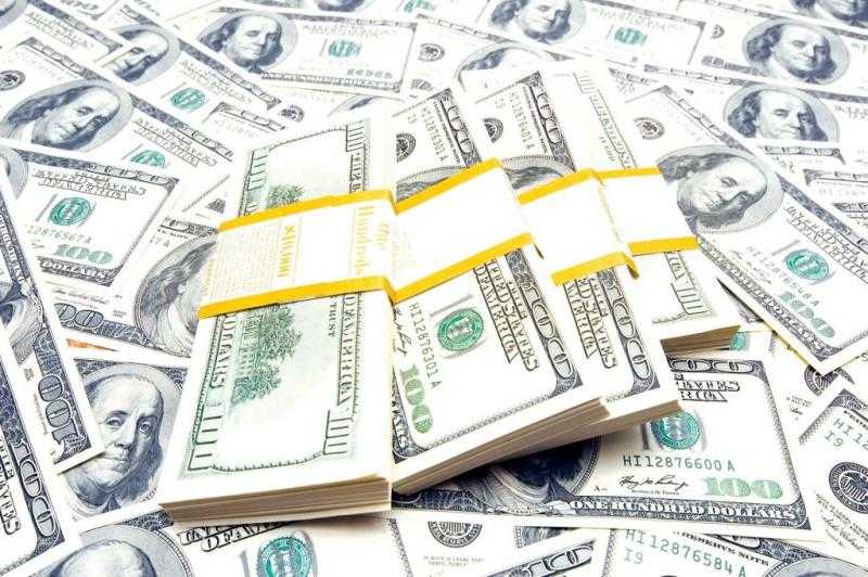 ضبط قضايا اتجار في العملات الأجنبية بقيمة 10 ملايين جنيه