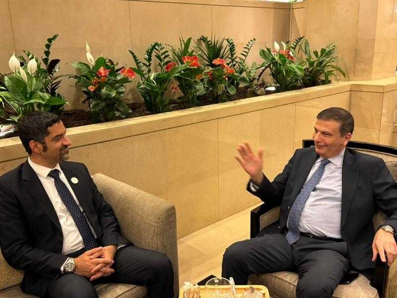 وزير الزراعة يلتقي بنظيريه بسوريا والبحرين.. ويبحث التعاون مع مدير «اكساد» ورئيس اتحاد الدواجن بعمان