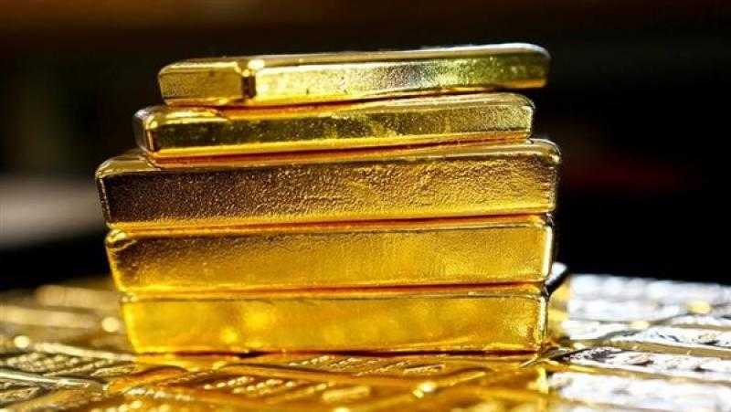 الذهب عالميا يرتفع في أسبوع تداول قصير بسبب العطلات