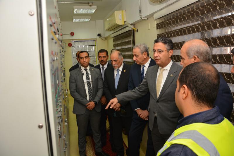 وزير التموين ومحافظ الغربية يتفقدان الصومعة الإماراتية في طنطا