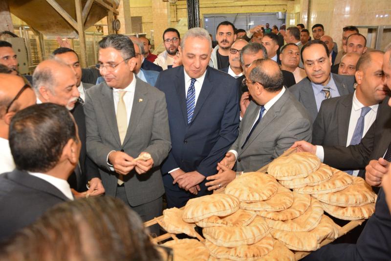 وزير التموين: مخبز مطاحن وسط وغرب الدلتا يخدم الأسواق ويعزز فرص التصدير