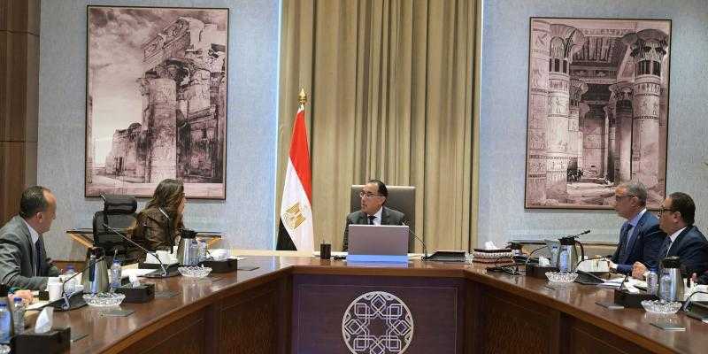 الحكومة: افتتاح موسم الصيد في 11 نوفمبر الماضي وتنفيذ أول مزاد لبيع السمك والجمبري ببحيرة قارون بعد توقف سنوات