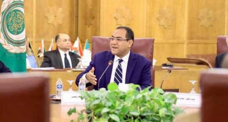 رئيس التنظيم والإدارة يستعرض تجربة الجهاز فى استخدام الذكاء الاصطناعى