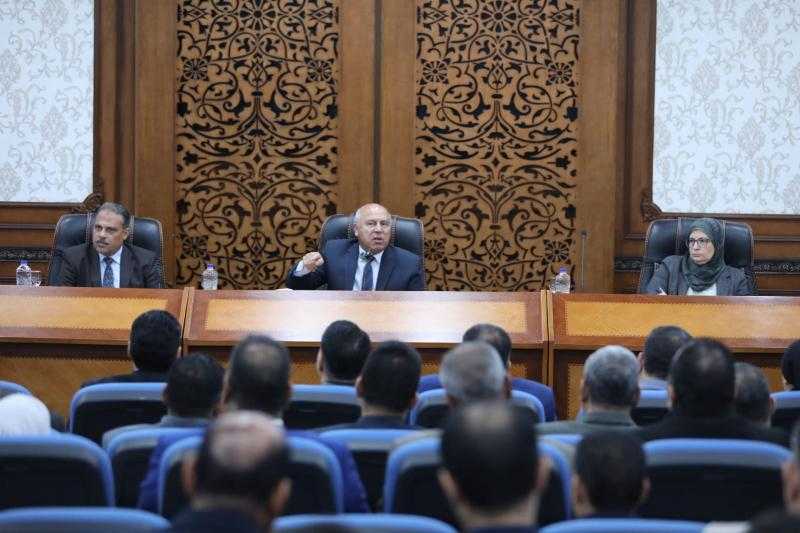 كامل الوزير: 23 صناعة أولوية عاجلة ضمن خطة توطين الصناعات المختلفة فى مصر