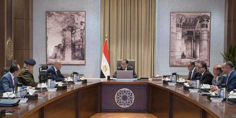 رئيس الوزراء: مصر حريصة على دعم الجهود التنموية بدول حوض النيل