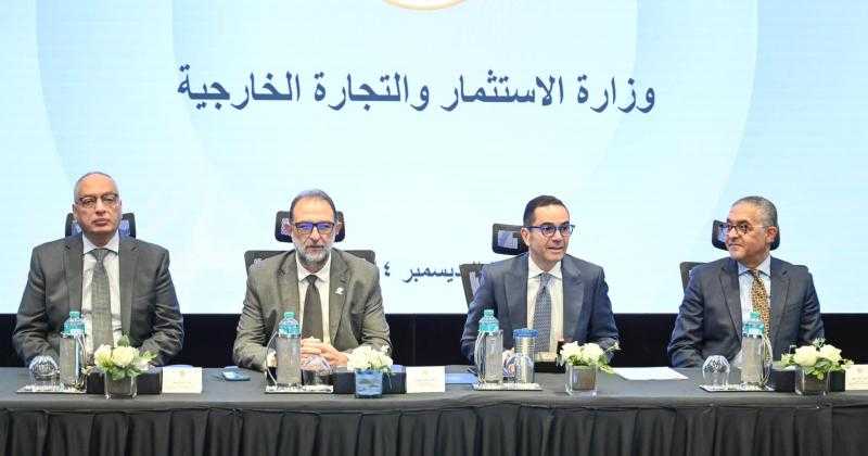 مع 41 جهة حكومية.. وزير الاستثمار يناقش تفعيل منصة التراخيص الإلكترونية