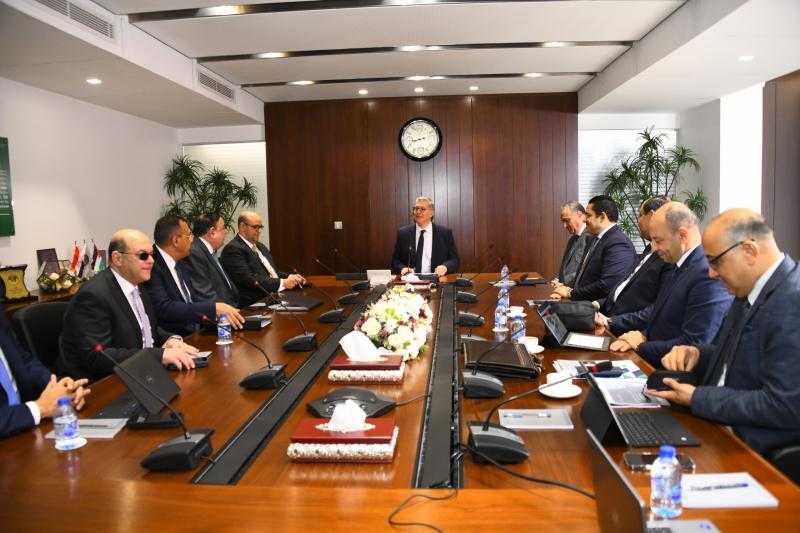 وزير البترول يتابع خطط أعمال شركة فجر الأردنية المصرية