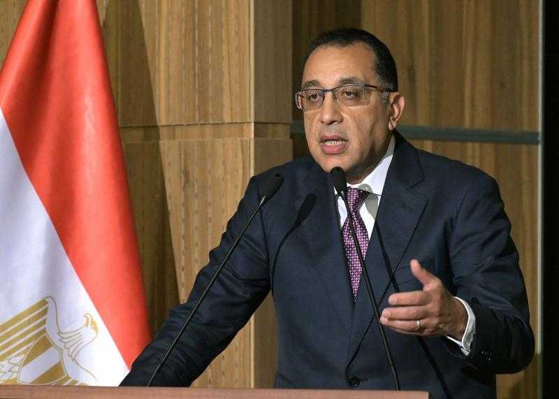 رئيس الوزراء يعتزم إنشاء مجموعات استشارية من رجال الأعمال