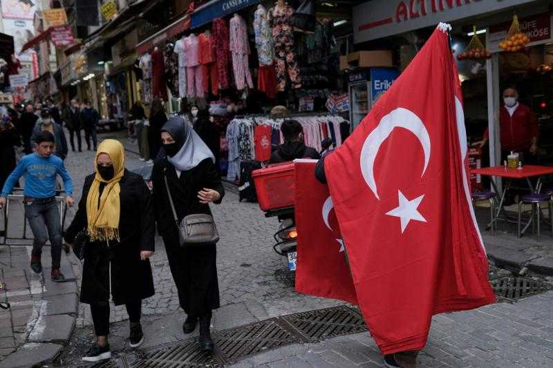 تركيا تحظر بيع الأسهم على المكشوف بعد سجن رئيس بلدية إسطنبول