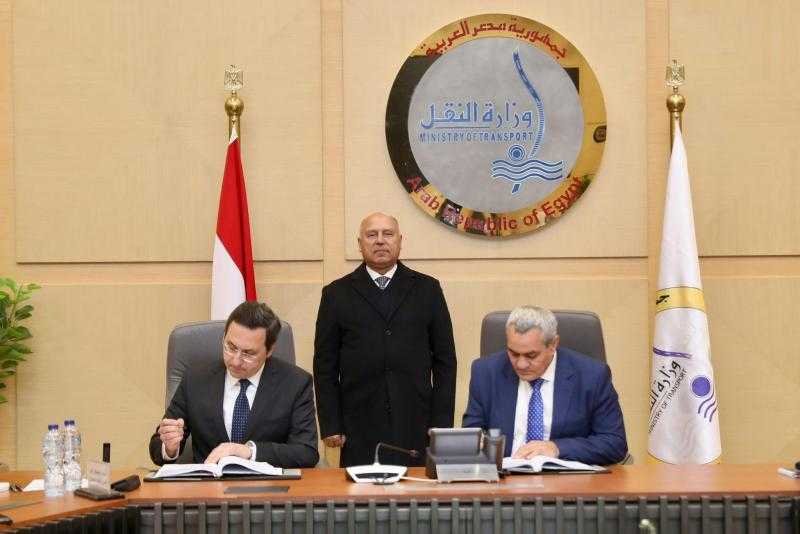 توقيع عقد إنشاء مشروع الميناء الجاف والمنطقة اللوجستية بالعاشر من رمضان