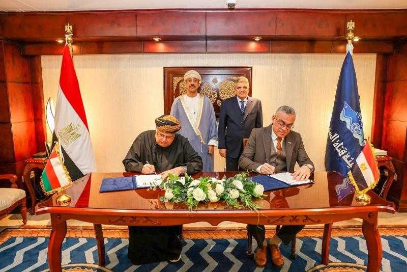 الفريق أسامة ربيع يشهد توقيع مذكرة تبادل رؤى مع «العُمانية للخدمات اللوجستية المتكاملة»