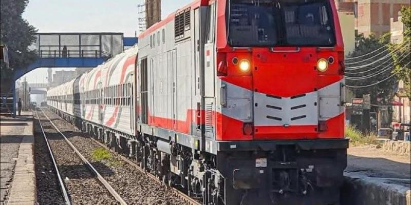 تشغيل قطارات إضافية خلال إجازة نصف العام الدراسى على خط الصعيد