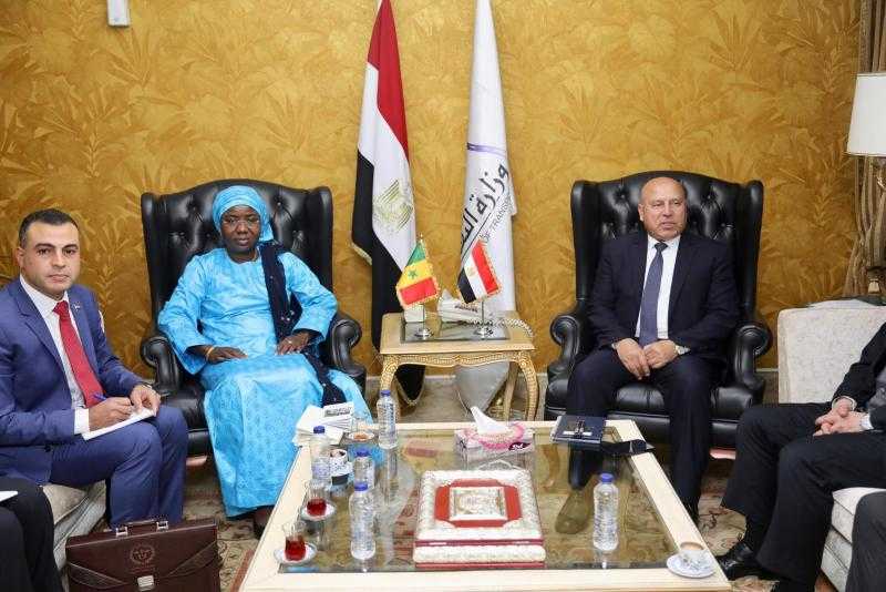 مصر والسنغال تبحثان التعاون بمجالات البنية التحتية والمواني والنقل البحري