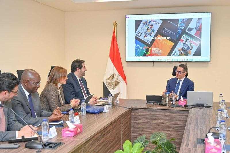وزير الاستثمار يستعرض ترتيبات إقامة المنتدى الأفريقي للاستثمار والتمويل