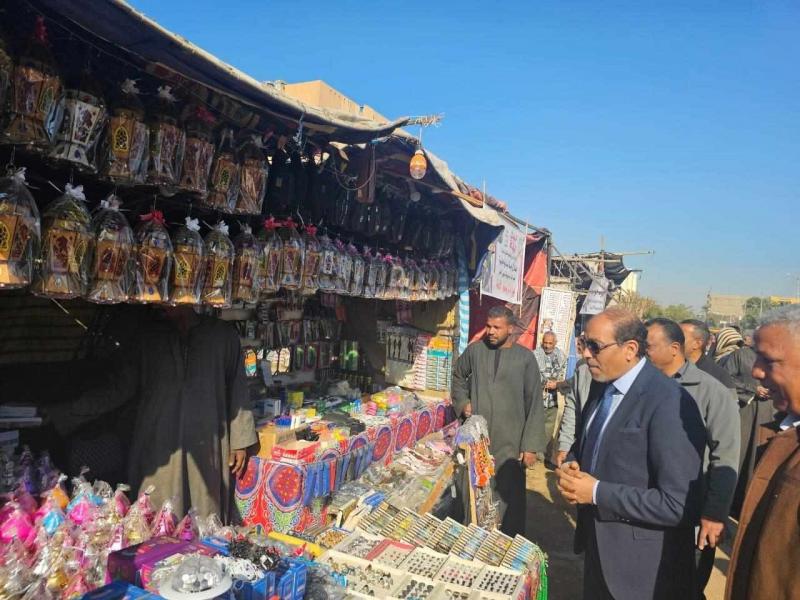 للمرة الخامسة على التوالي.. افتتاح سوق اليوم الواحد بمركز ومدينة أرمنت بمحافظة الأقصر