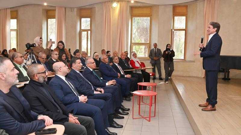 فرص استثمارية.. تفاصيل مشاركة سويلم في منتدى توطين زراعة النباتات الطبية والعطرية بالوادي الجديد