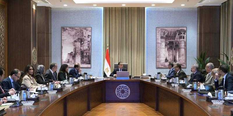 19 إجراءً.. رئيس الوزراء يتابع الإجراءات المُقترحة لتطوير المنظومة الجمركية
