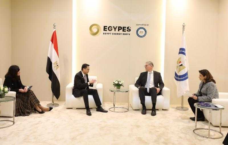 وزير البترول يتابع أنشطة ”شل” الحالية والخطط المستقبلية للتوسع في مصر