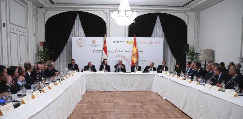 الرئيس السيسي: مصر تمتلك إمكانات تجعلها سوقًا واعدًا للاستثمارات الأجنبية