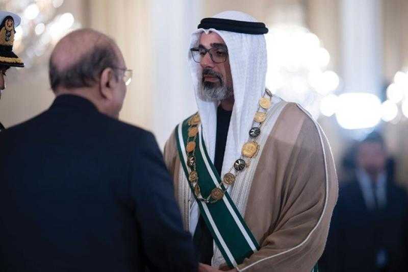 ولي عهد أبوظبي ورئيس وزراء باكستان يشهدان توقيع اتفاقيات تعاون بين البلدين