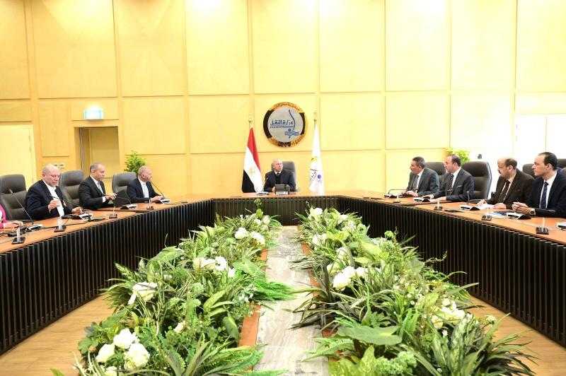 وزير الصناعة: إنشاء أول مصنع للكابلات البحرية في الشرق الأوسط باستثمارات 500 مليون دولار