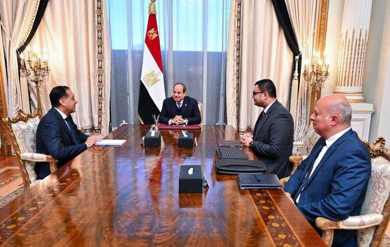 الرئيس السيسي يؤكد ضرورة البدء في طرح 400 ألف وحدة سكنية لمختلف الفئات قريبًا