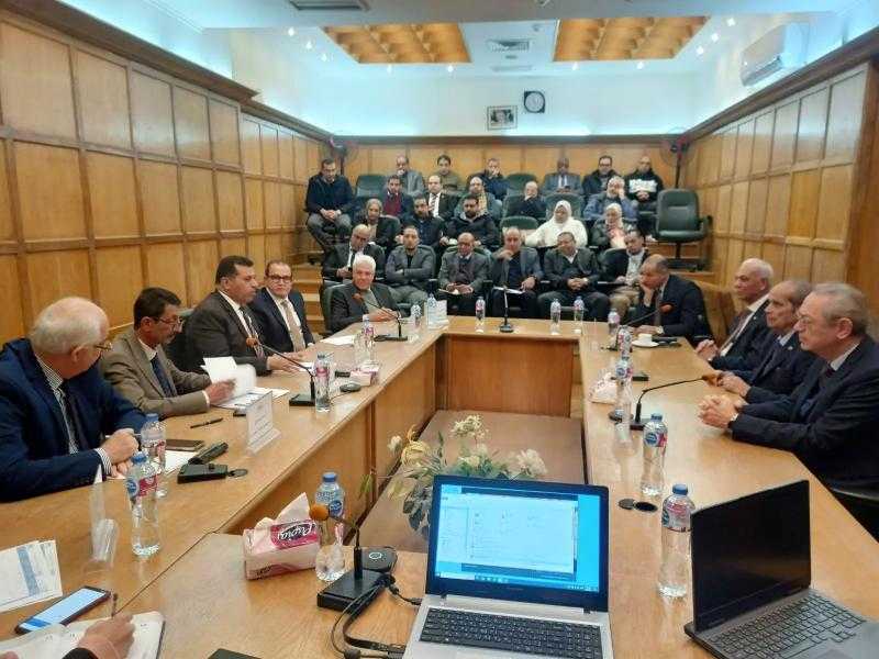 رجال أعمال إسكندرية تُناقش التشريعات الضريبية مع مُستشار رئيس المصلحة