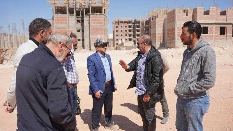 تضم عمارات ”سكن لكل المصريين”.. وزير الإسكان يتابع سير المشروعات بـ”سوهاج الجديدة”
