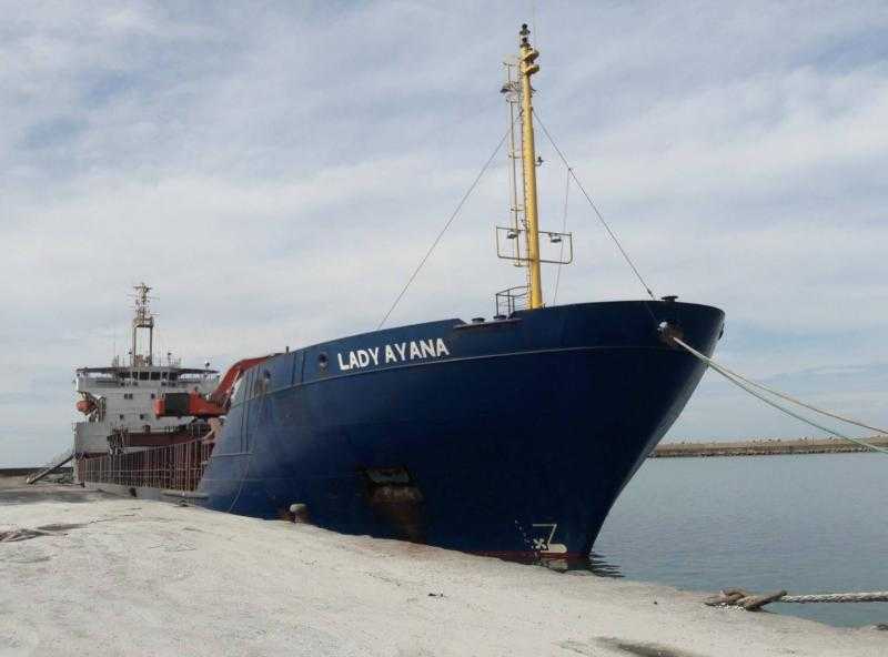 تصدير 28 ألف طن فوسفات و7 آلاف طن مواد غذائية عبر مواني البحر الأحمر