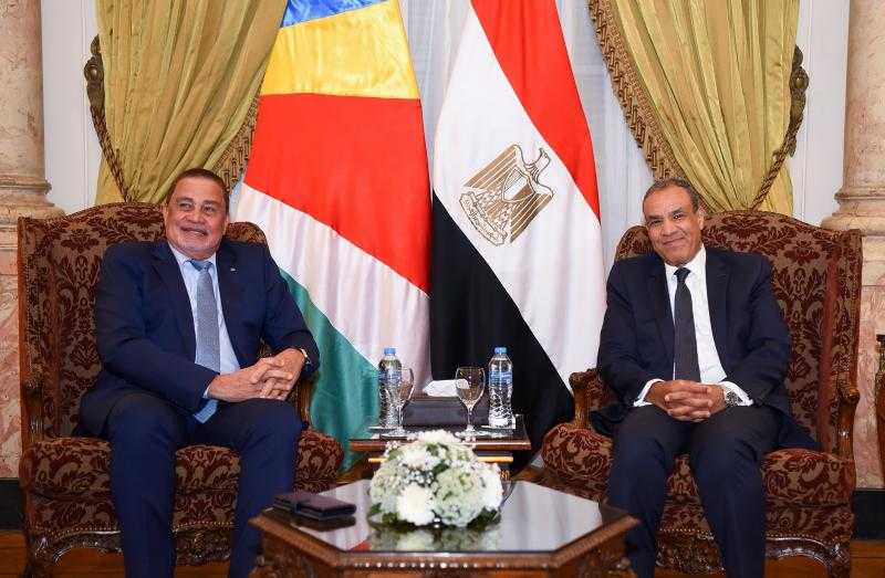 وزيرا خارجية مصر وسيشل يبحثان تعزيز التعاون الاقتصادي والتجاري