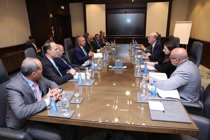 كامل الوزير: اهتمام فرنسي بالتعاون في مجال إنشاء مصانع لإنتاج خلايا الطاقة الشمسية
