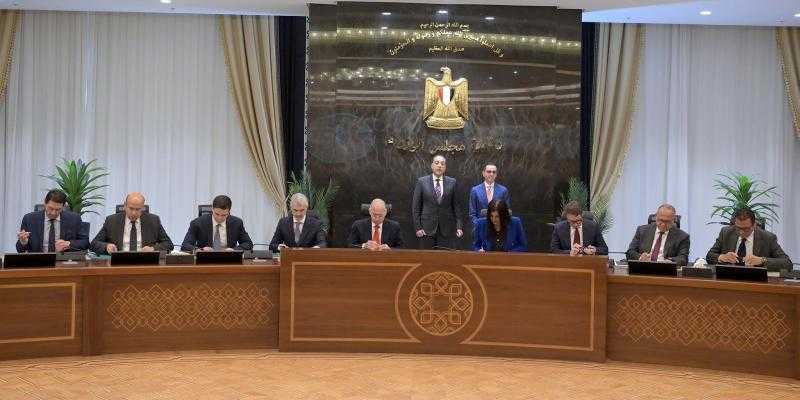 توقيع اتفاقيات لطرح الشركات التابعة لجهاز مشروعات الخدمة الوطنية| التفاصيل