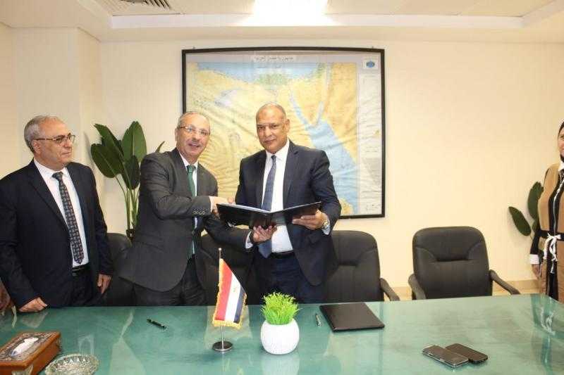 بروتوكول تعاون بين جهاز التجارة الداخلية وغرفة البحر الأحمر لإنشاء مركز متميز لخدمات السجل التجاري