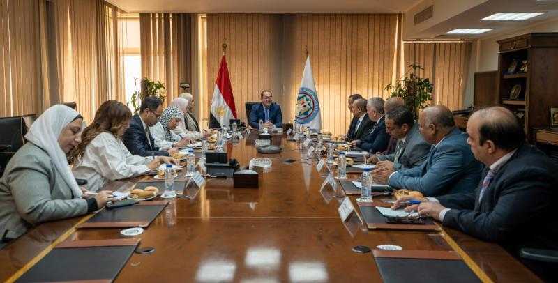 وزير المالية يكرم ٧ قيادات ضريبية متميزة| صور