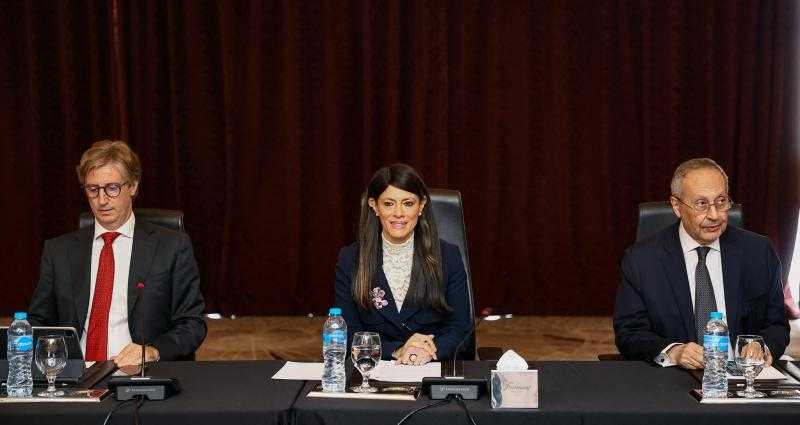 وزيرة التخطيط تشهد ورشة العمل التأسيسية لإعداد تقرير التنمية البشرية فى مصر 2025
