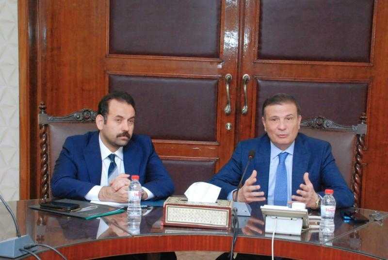 وزير الزراعة: نتوقع إنتاجية 10 ملايين طن من القمح المحلي.. ونستهدف توريد 6 ملايين طن