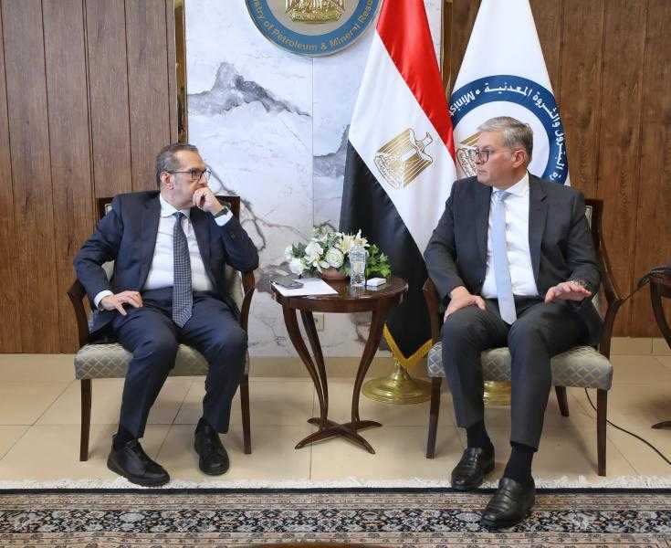 وزير البترول يتابع برامج عمل شركة ”أديس” في أنشطة حفر الآبار الاستكشافية والإنتاجية