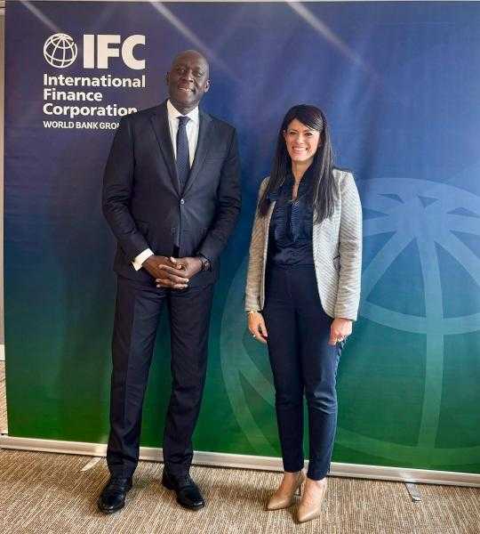 وزيرة التخطيط تعقد اجتماعا مع رئيس مؤسسة التمويل الدولية IFC لتمكين القطاع الخاص