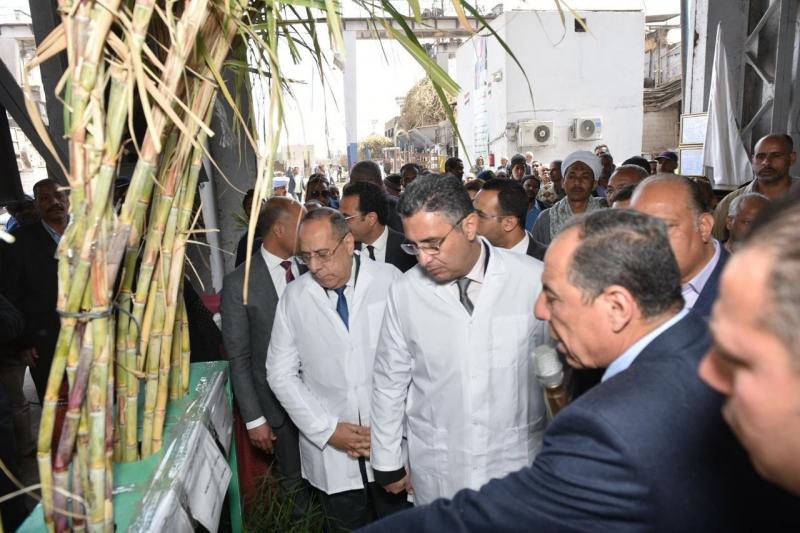توجيهات مشددة لوزير التموين بتيسير إجراءات توريد محصول السكر من المزارعين إلى الشركات