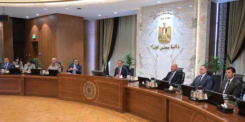رئيس الوزراء: سنعمل على تطبيق توجيهات الرئيس السيسي لتوفير مناخ استثماري أكثر تنافسية