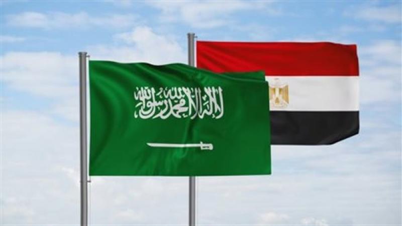 سفير مصر بالسعودية يشارك في الملتقى الصناعي المصري السعودي