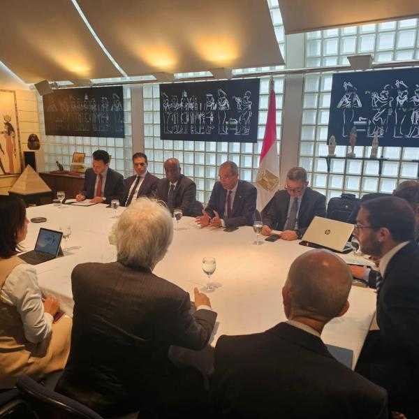 وزير الاتصالات يلتقي مسؤولي توشيبا وشارب و”جايكا” خلال زيارته لليابان