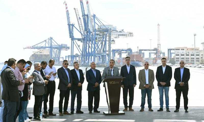 رئيس الوزراء: اكتمال تطوير ميناء غرب بورسعيد بالكامل خلال عامين