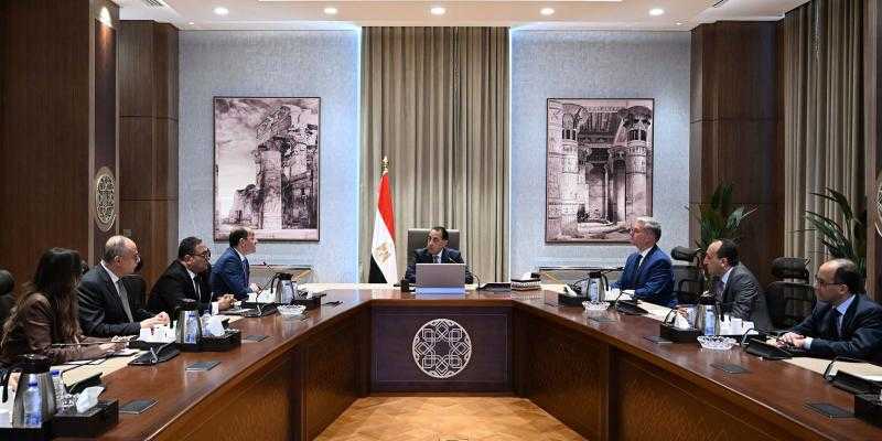 يحقق وفرًا للمواطن.. مجلس الوزراء: نستهدف تحويل 220 ألف سيارة للعمل بالغاز الطبيعي خلال عامين