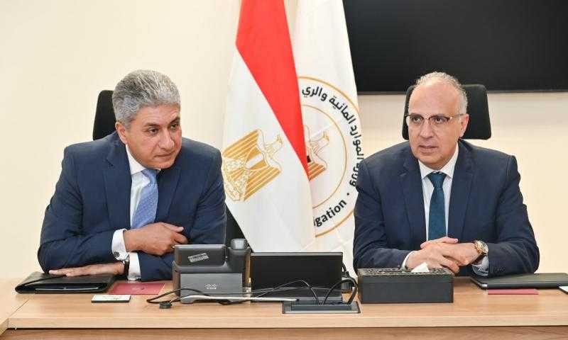 وزيرا الري والسياحة يبحثان تسهيل إجراءات إصدار التراخيص للمشروعات السياحية