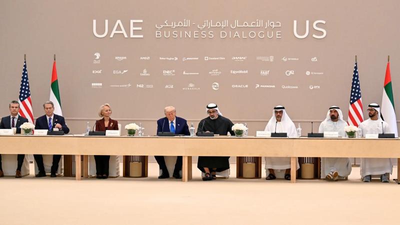 الإمارات ترفع استثمارات الطاقة بأمريكا إلى 440 مليار دولار بحلول 2035