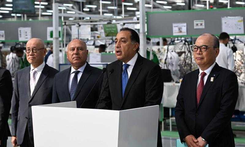 رئيس الوزراء: مصر بدأت في أن تصبح مركزًا عالميًا لتصنيع مكونات صناعة السيارات